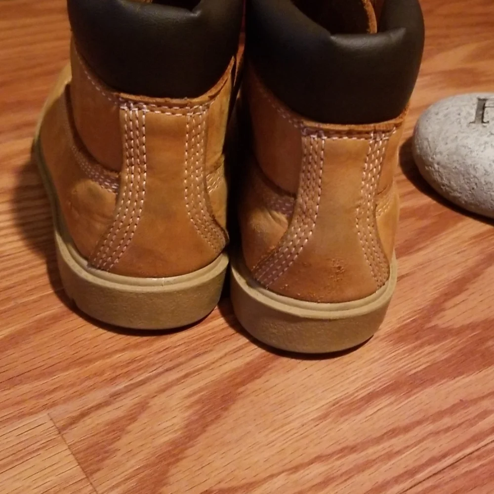 Timberland Toddler boots 8 - Picture 2 of 7